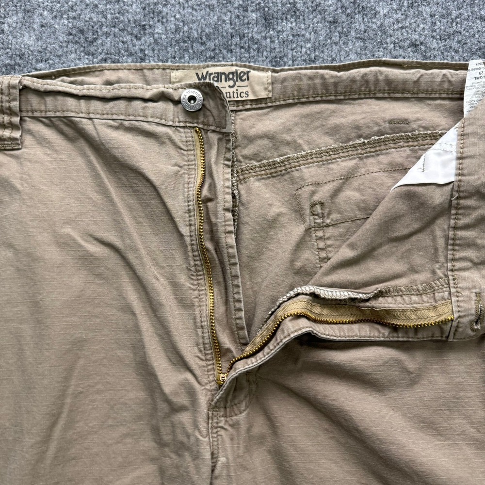 Wrangler Authentics Pants Men's Size 40x29 Khaki Cargo Work Utility Trousers - Picture 11 of 12